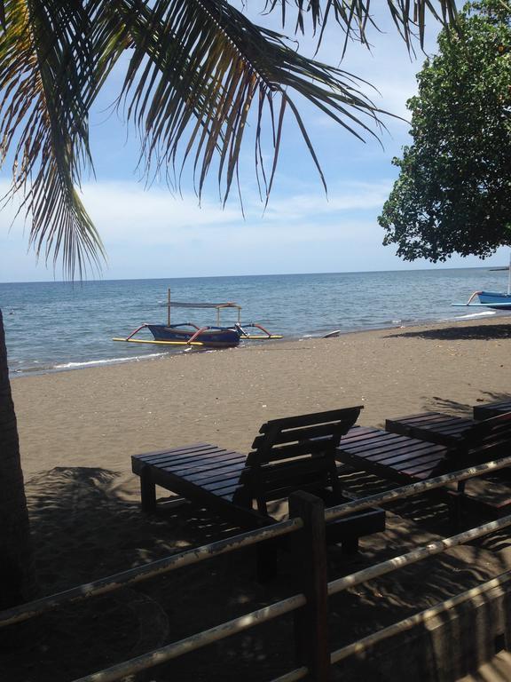Gede Homestay Lovina Buitenkant foto