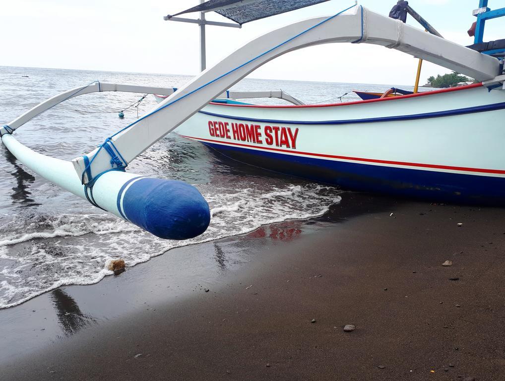 Gede Homestay Lovina Buitenkant foto